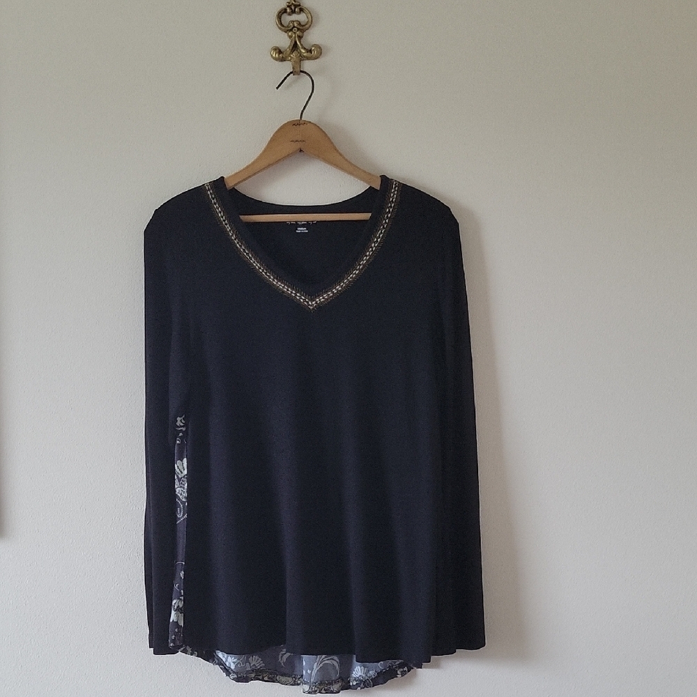 Soft Surroundings Black Embroidered Mixed Media Long Sleeve Tee Size Medium M